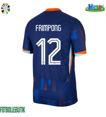 Nederländerna Jeremie Frimpong #12 Bortatröja EM 2024 Kortärmad